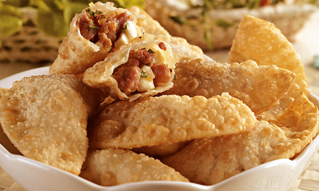 receita-pastel-de-linguica-1