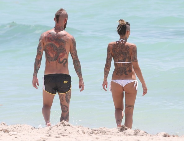 Ivone+Meireles+Raul+Meireles+Wife+Relax+Beach+nW1QBKb7Y7cl
