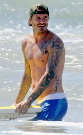 rs_293x473-130829185649-634.david-beckham-shirtless-beach.ls.82913_copy