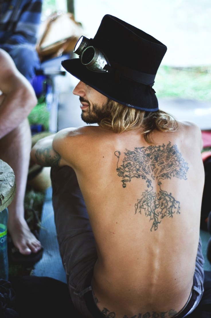 Cool-Tree-Tattoo-on-Back-for-Men