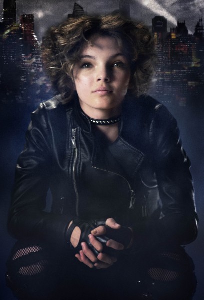 gotham-catwoman-camren-bicondova-408x600