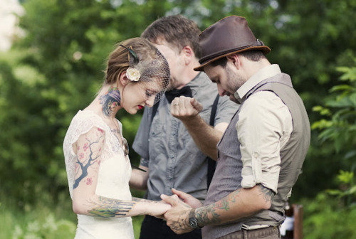 Pessoas-tatuadas-casando-07