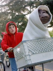 8_ET_The_Extra_Terrestrial