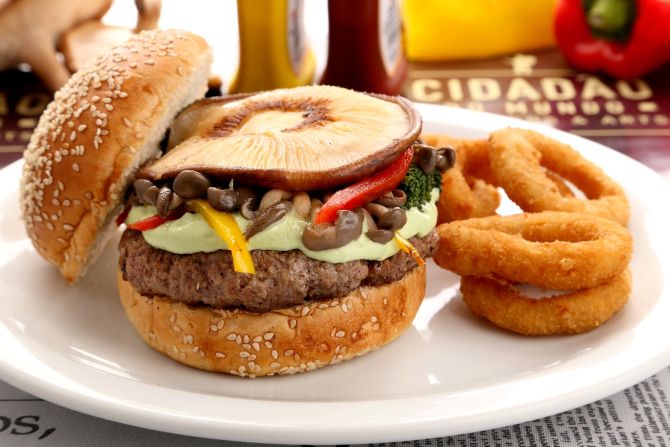 Tadashi Burguer, do Cidadão do Mundo Burguers