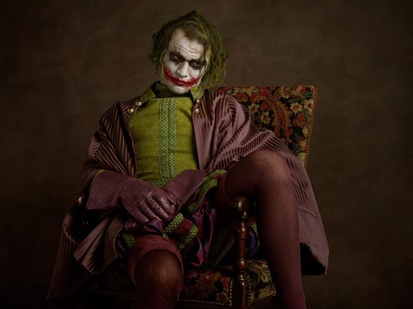 renaissance-cosplay-the-joker-600x449
