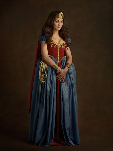 renaissance-cosplay-wonder-woman-449x600