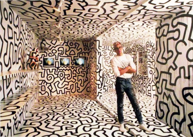 Keith-Haring-art-drawing-room